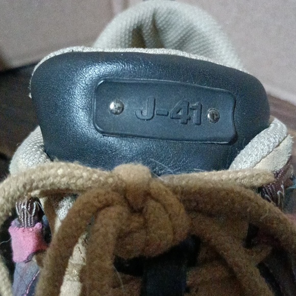 Shoes - Picture 2 of 5